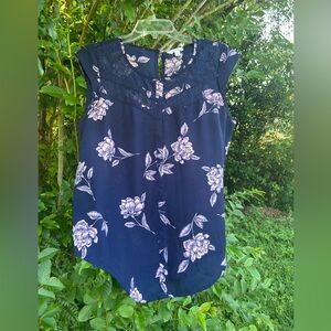 Candie’s Junior top size Large